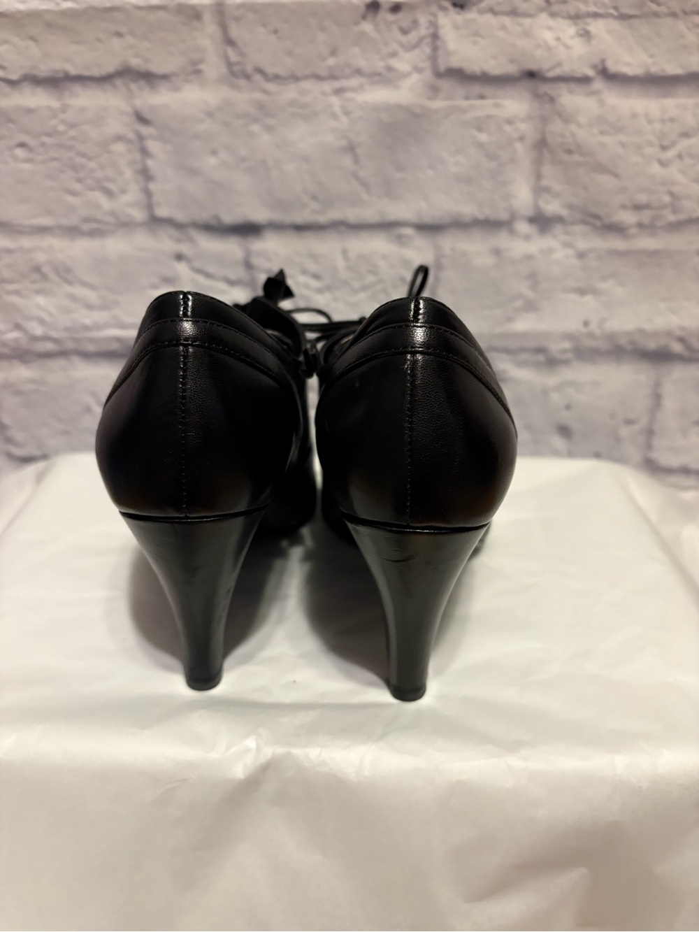 Naturalizer Classic Black Leather Lace-Up Women's Heeled Oxfords Size 5.5 - Picture 5 of 9